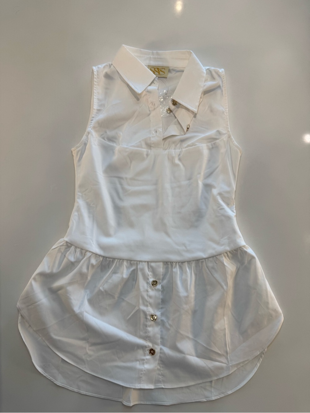 Sleeveless White Collared Blouse with Button Detail